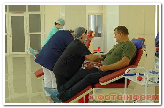У Кропивницькому волонтер Геннадій Шевченко долучився до донорської акції